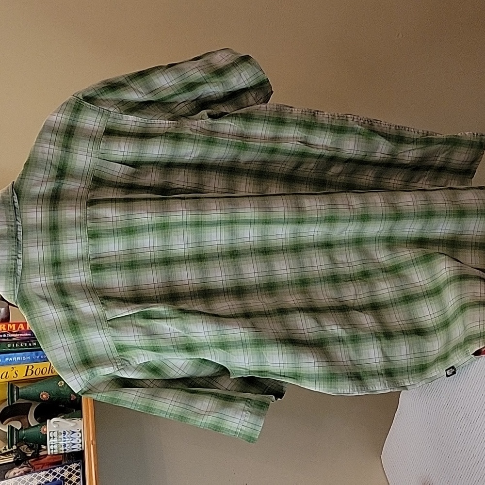 Mens The Northface Plaid Shirt - Picture 2 of 6